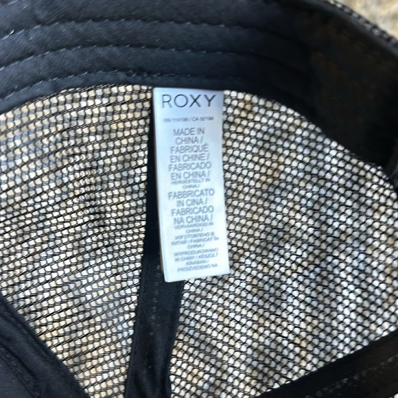 Roxy Women’s Water Come Down Trucker Hat - Picture 10 of 11